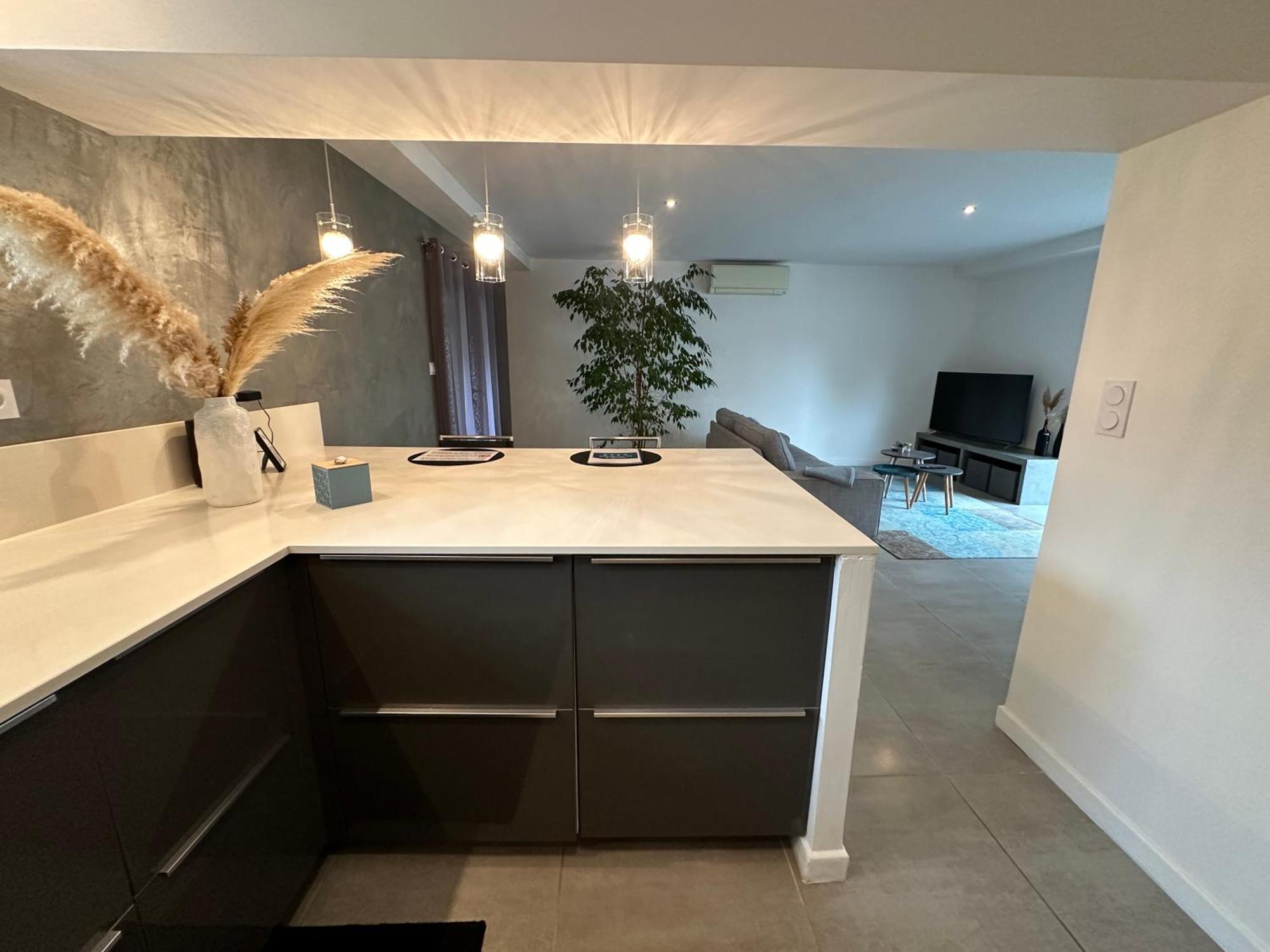 Maison Contemporaine Avec Piscine Privee Chauffee, Entre Plages Et Provence, Borne 11 Kw Istres Εξωτερικό φωτογραφία