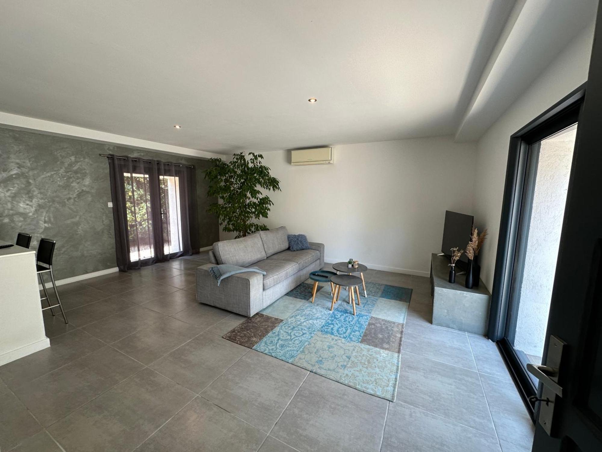 Maison Contemporaine Avec Piscine Privee Chauffee, Entre Plages Et Provence, Borne 11 Kw Istres Εξωτερικό φωτογραφία