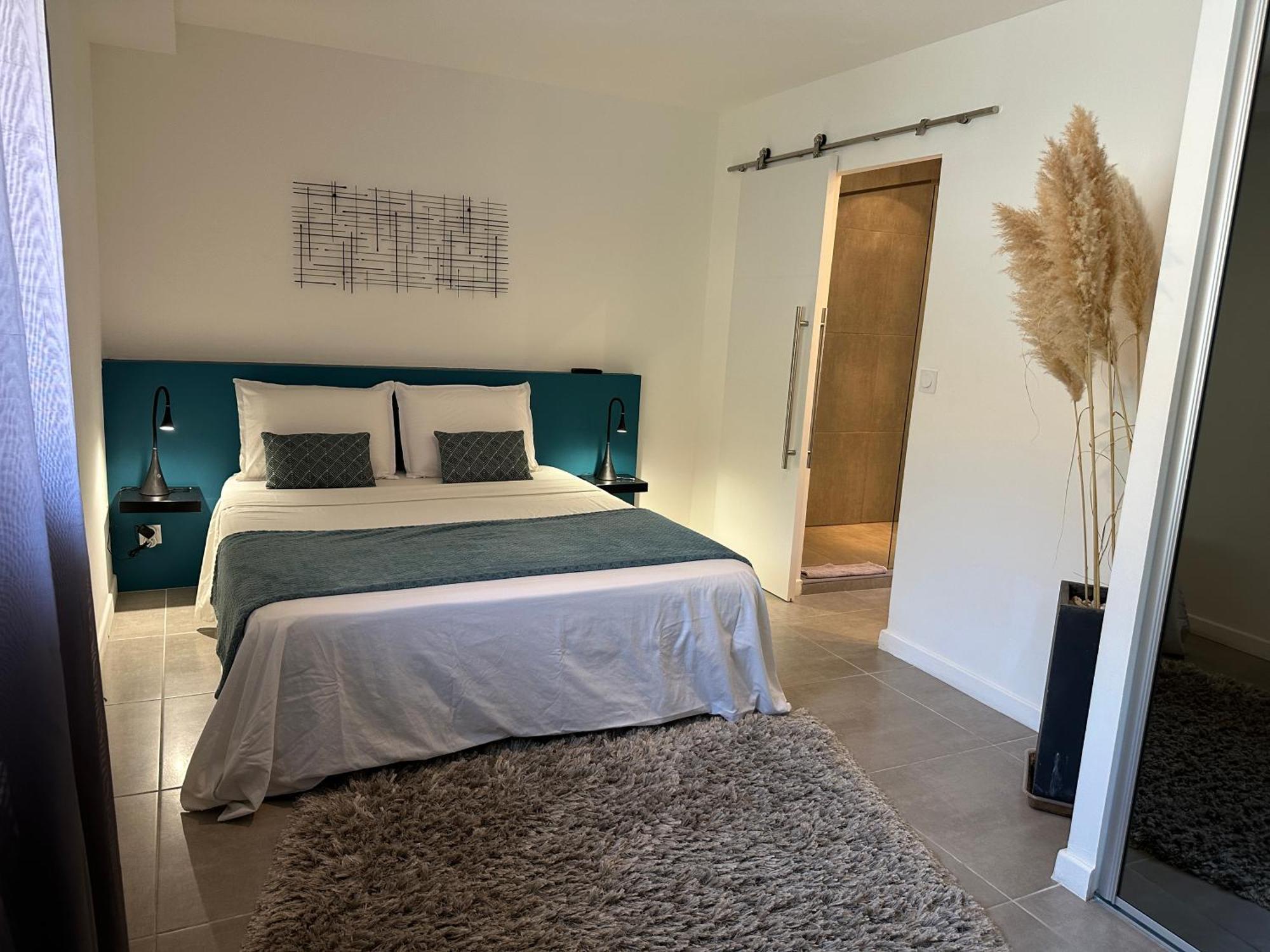 Maison Contemporaine Avec Piscine Privee Chauffee, Entre Plages Et Provence, Borne 11 Kw Istres Εξωτερικό φωτογραφία