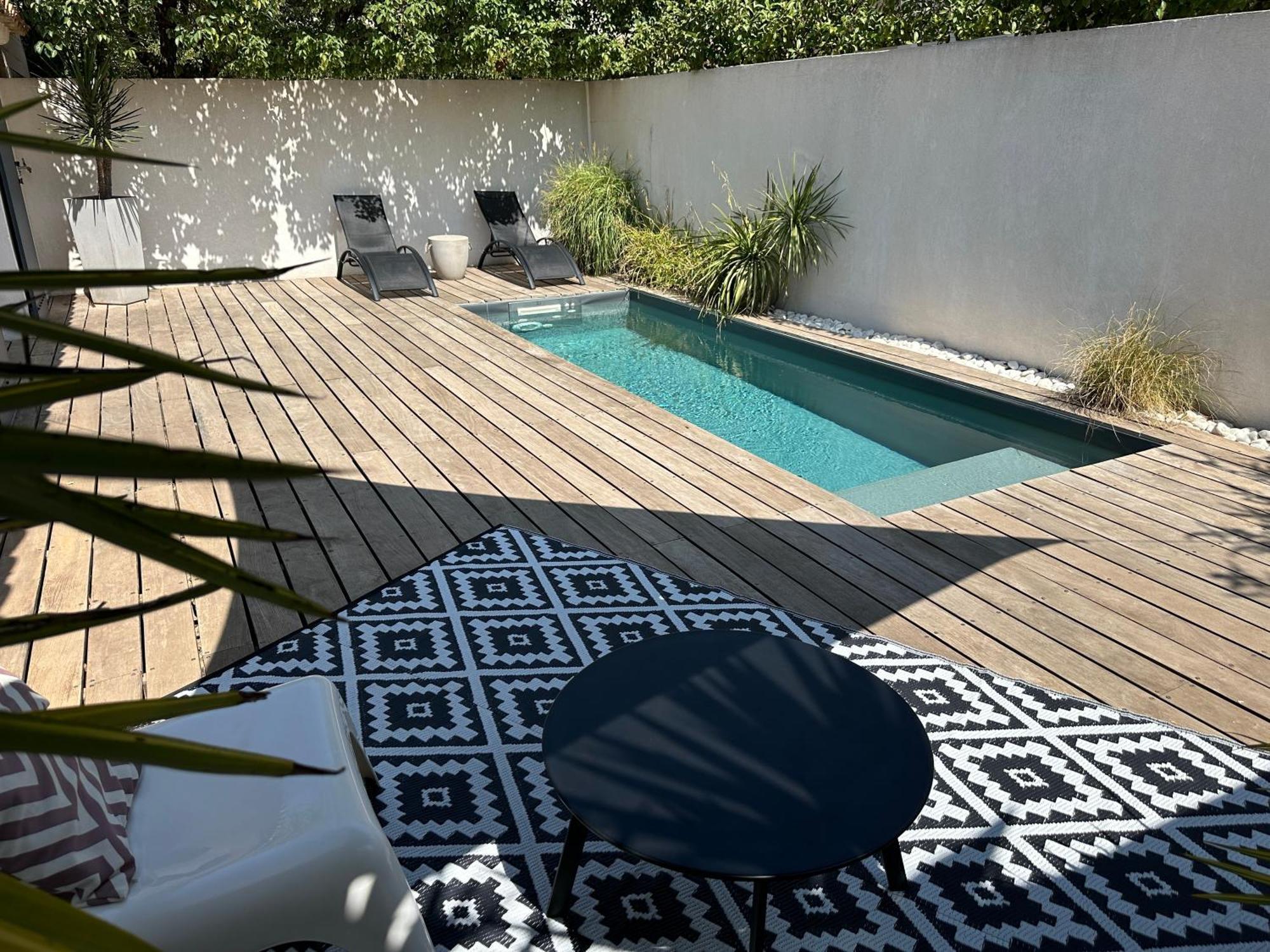 Maison Contemporaine Avec Piscine Privee Chauffee, Entre Plages Et Provence, Borne 11 Kw Istres Εξωτερικό φωτογραφία